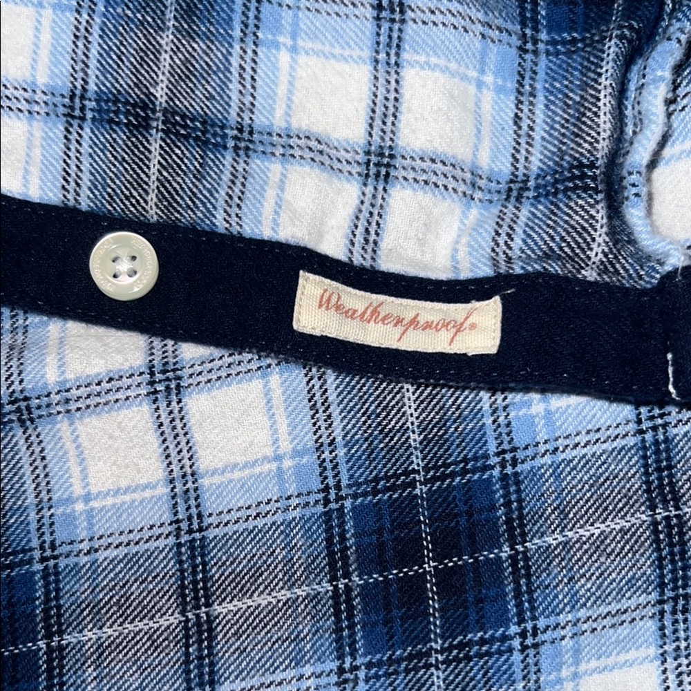 EUC (Like New) - David Peyser Sportswear Blue and White Button Down Shirt - Picture 7 of 10